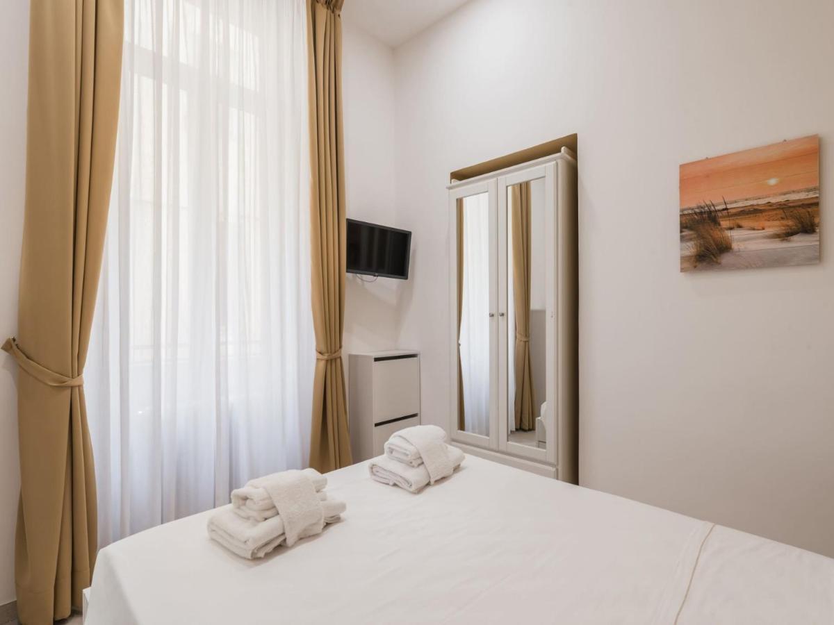 The Rent - Two-bedroom Close To San Pietro Appartement