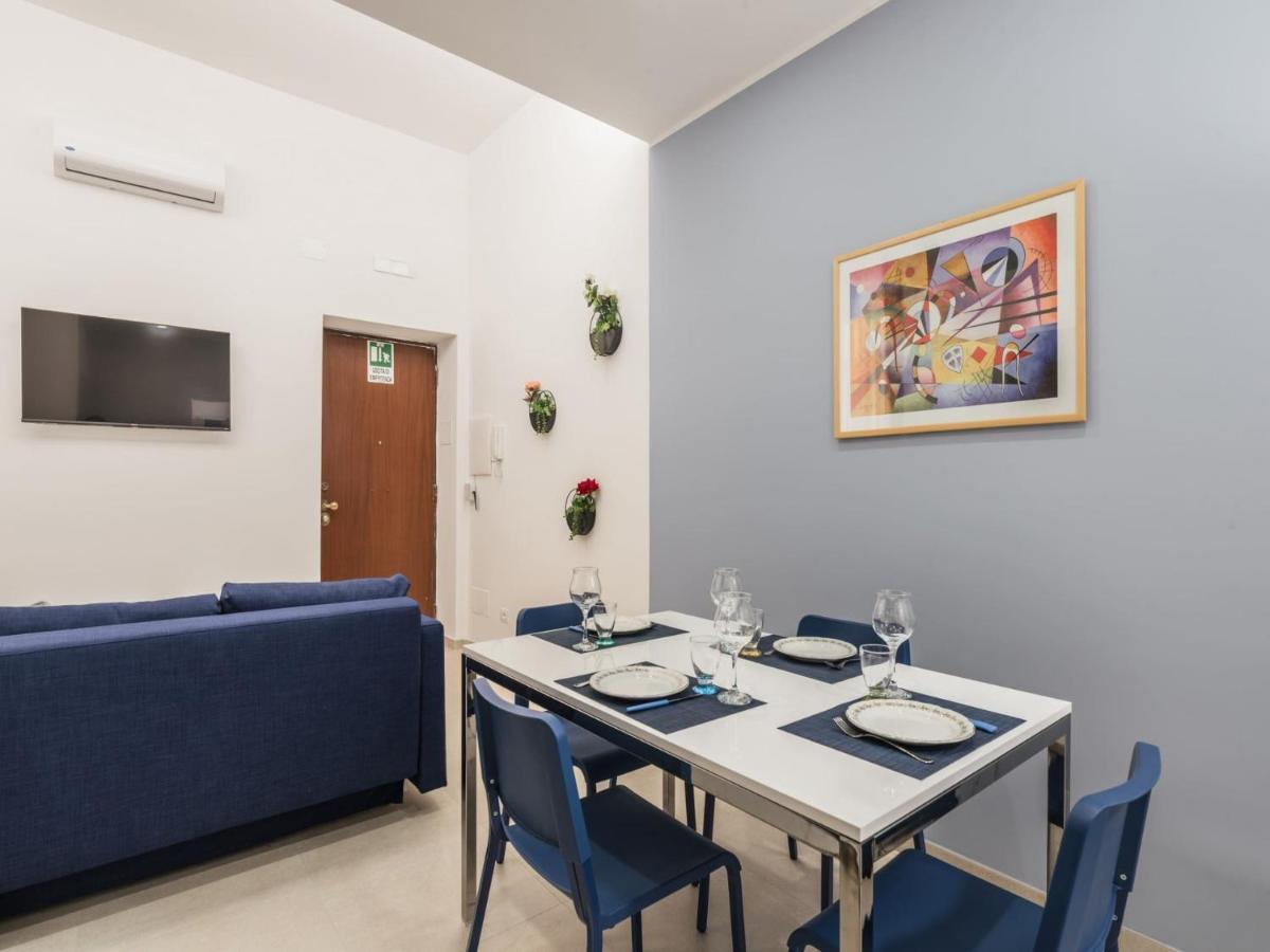 The Rent - Two-bedroom Close To San Pietro Appartement *